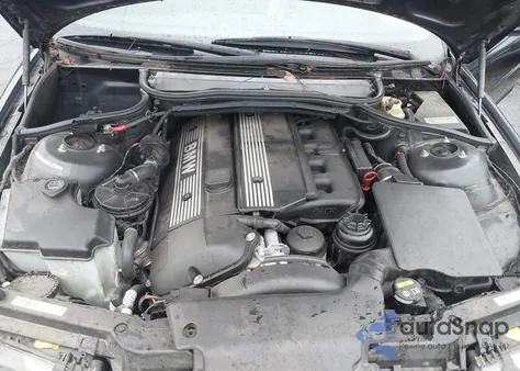 2004 BMW 330Ci z USA, uszkodzony, nr VIN WBABW53484PL47329